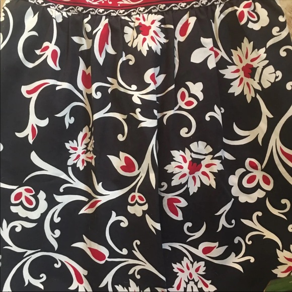 🌸SKIRT BY LAUNDRY - Picture 5 of 7